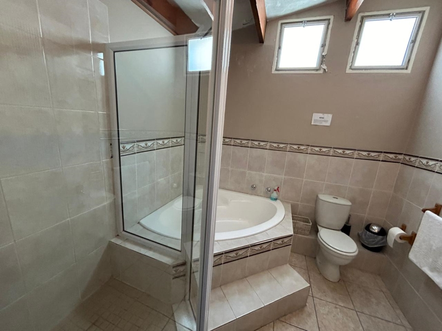 9 Bedroom Property for Sale in Nahoon Eastern Cape